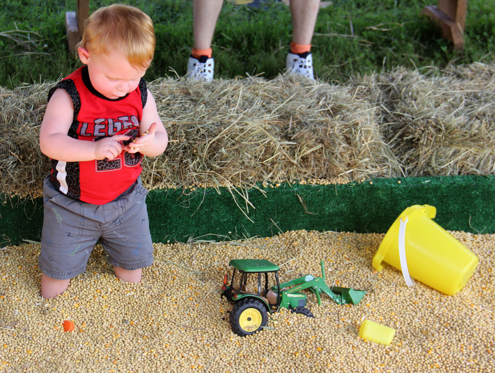 Anthony Cramer plays in Agri-Land